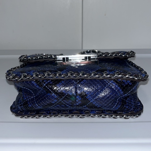 Michael Kors Carine Medium Shoulder Bag Electric Blue Snake Embossed Leather - Picture 7 of 16
